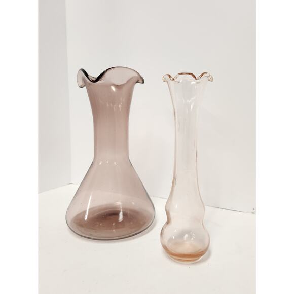 Vintage Pink Art Glass Vases Lot – Ruffled Hand Blown & Etched Flared Pair - Picture 3 of 8